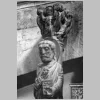 Krypta, Apostel Petrus, Foto Marburg.jpg